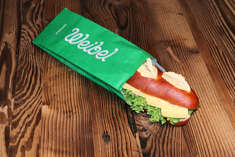 Laugensandwich mit Greyerzer